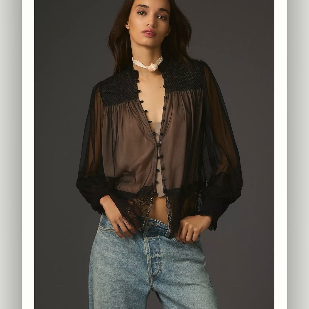 Anthropologie Layered Tulle Puff-Sleeve Lace Blouse. Size Large